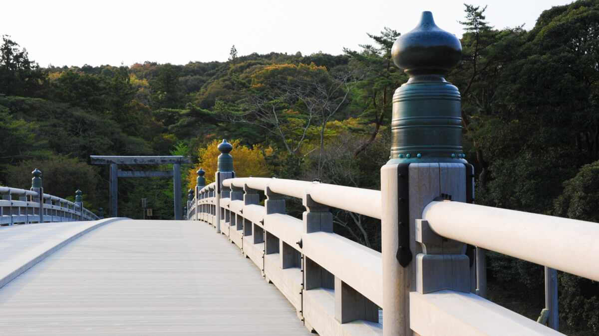 五十鈴川にかかる宇治橋